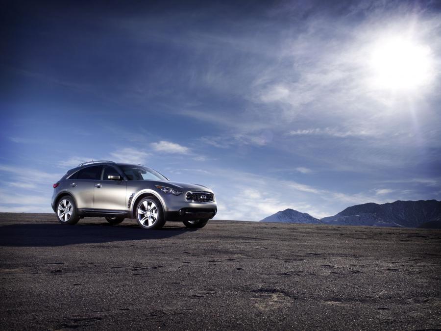  Infiniti FX50 2009 года  (фото 89 из 110)